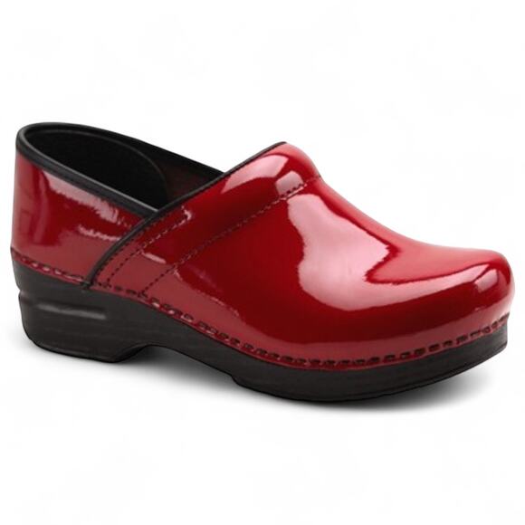 Dansko Women's Red Patent Leather Professional Clog Slip On Non Slip - Size 41 - Picture 1 of 10